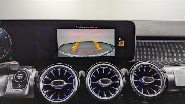 Used 2021 Mercedes-Benz GLB 250 w/ Premium Package image 28