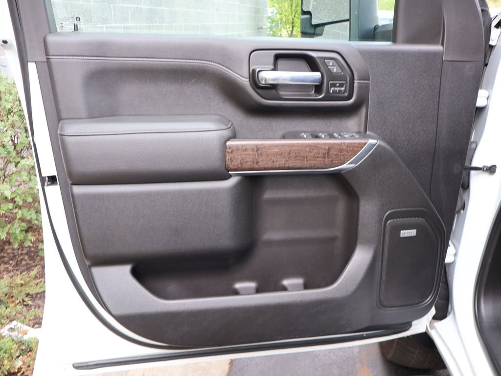 Used 2022 GMC Sierra 3500 Denali AWD/4WD image 19