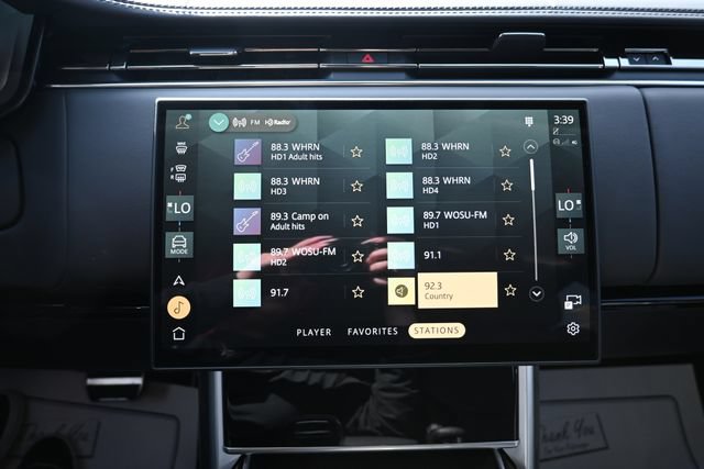 Used 2025 Land Rover Range Rover SE AWD/4WD image 31