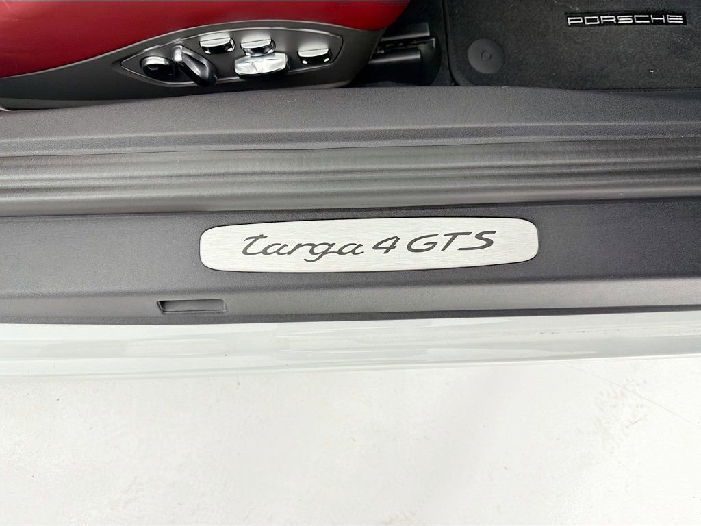 Certified 2019 Porsche 911 Targa 4 GTS image 22