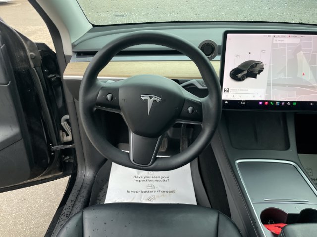 Used 2021 Tesla Model Y Long Range AWD/4WD image 23