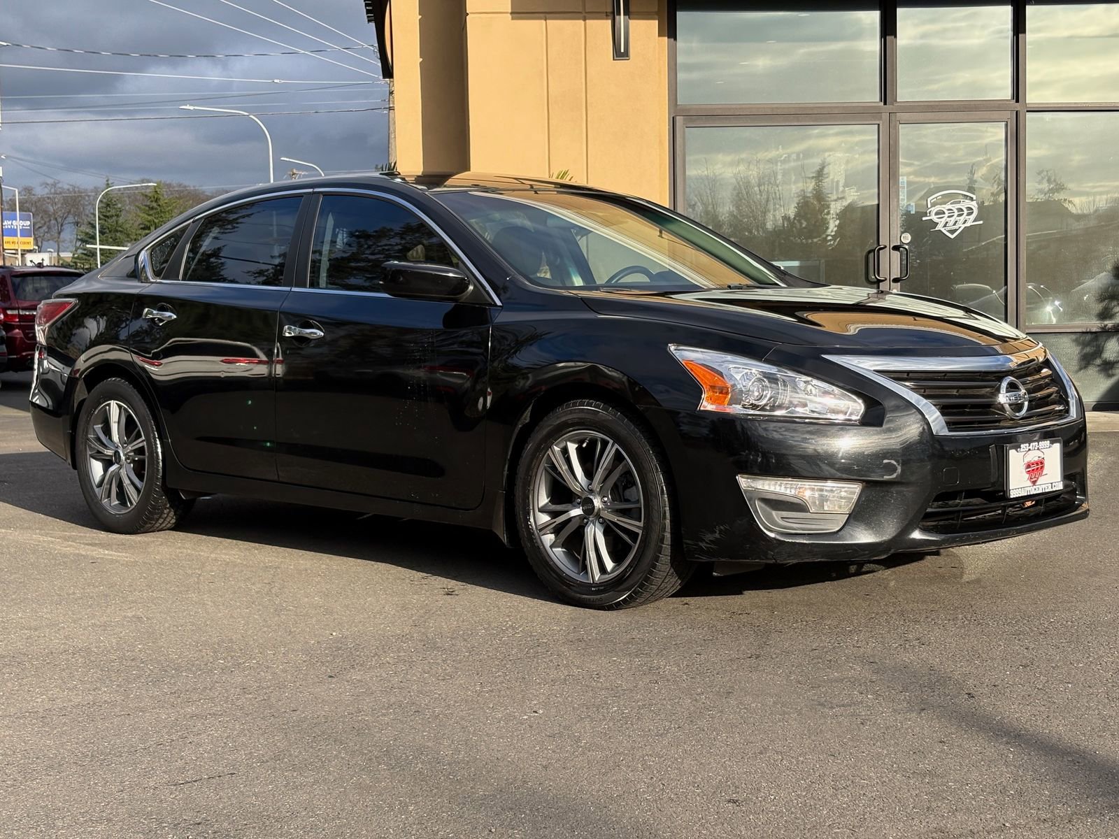 Used 2015 Nissan Altima 2.5 S w/ Power Driver Seat Package image 2