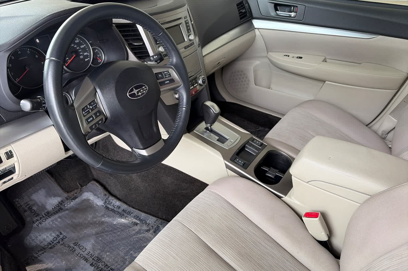 Used 2014 Subaru Outback 2.5i Premium AWD/4WD image 11