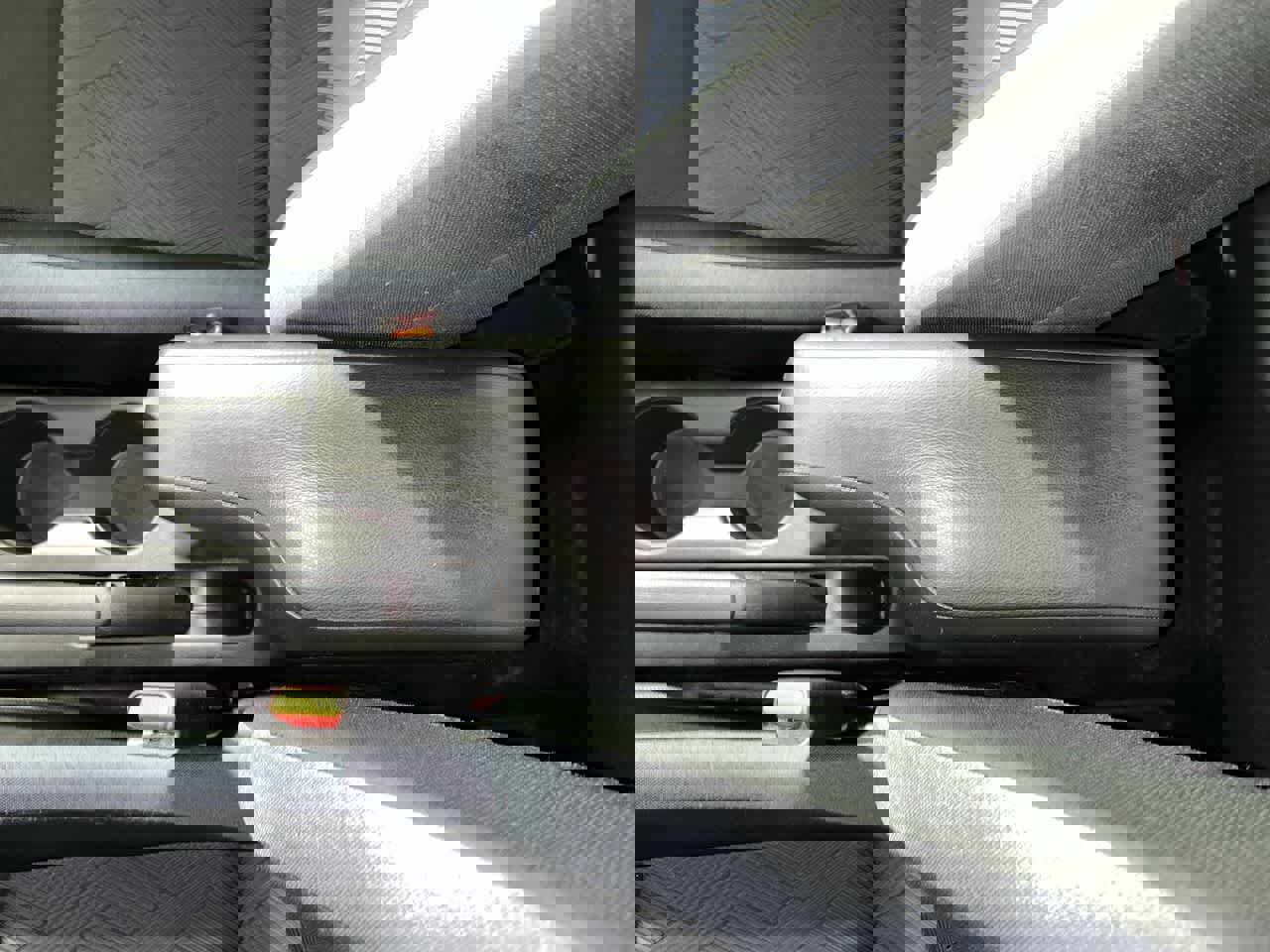 Used 2025 Nissan Versa SV image 21