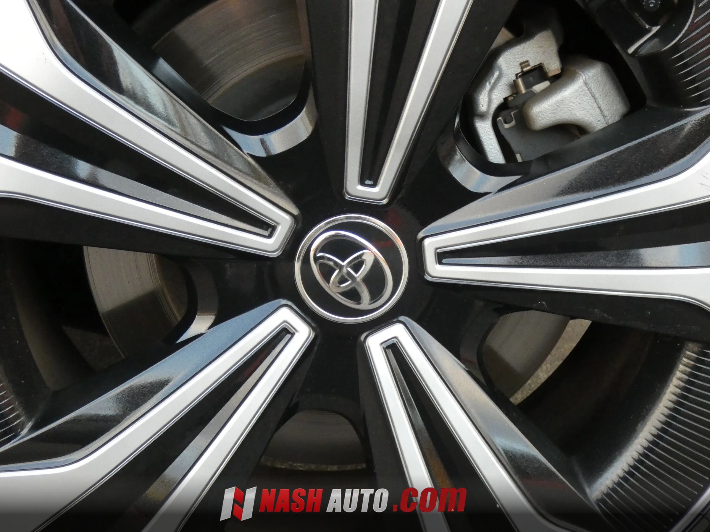Used 2024 Toyota bZ4X AWD w/ Weather Package image 22