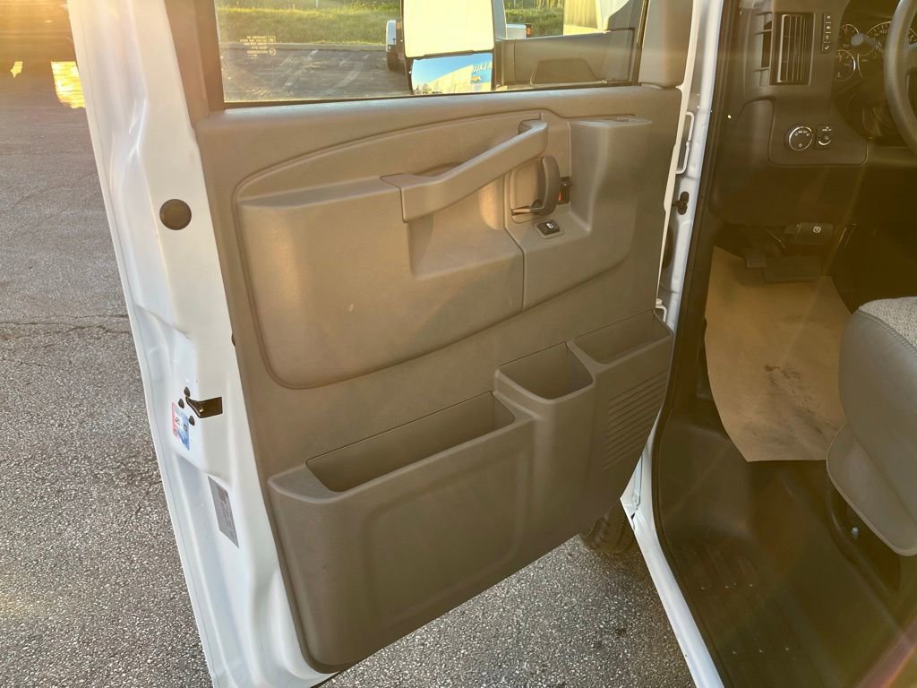 New 2025 Chevrolet Express 3500 w/ Power Convenience Package image 9