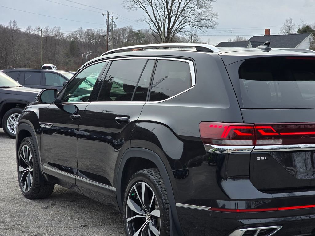 Used 2024 Volkswagen Atlas SEL Premium R-Line image 51