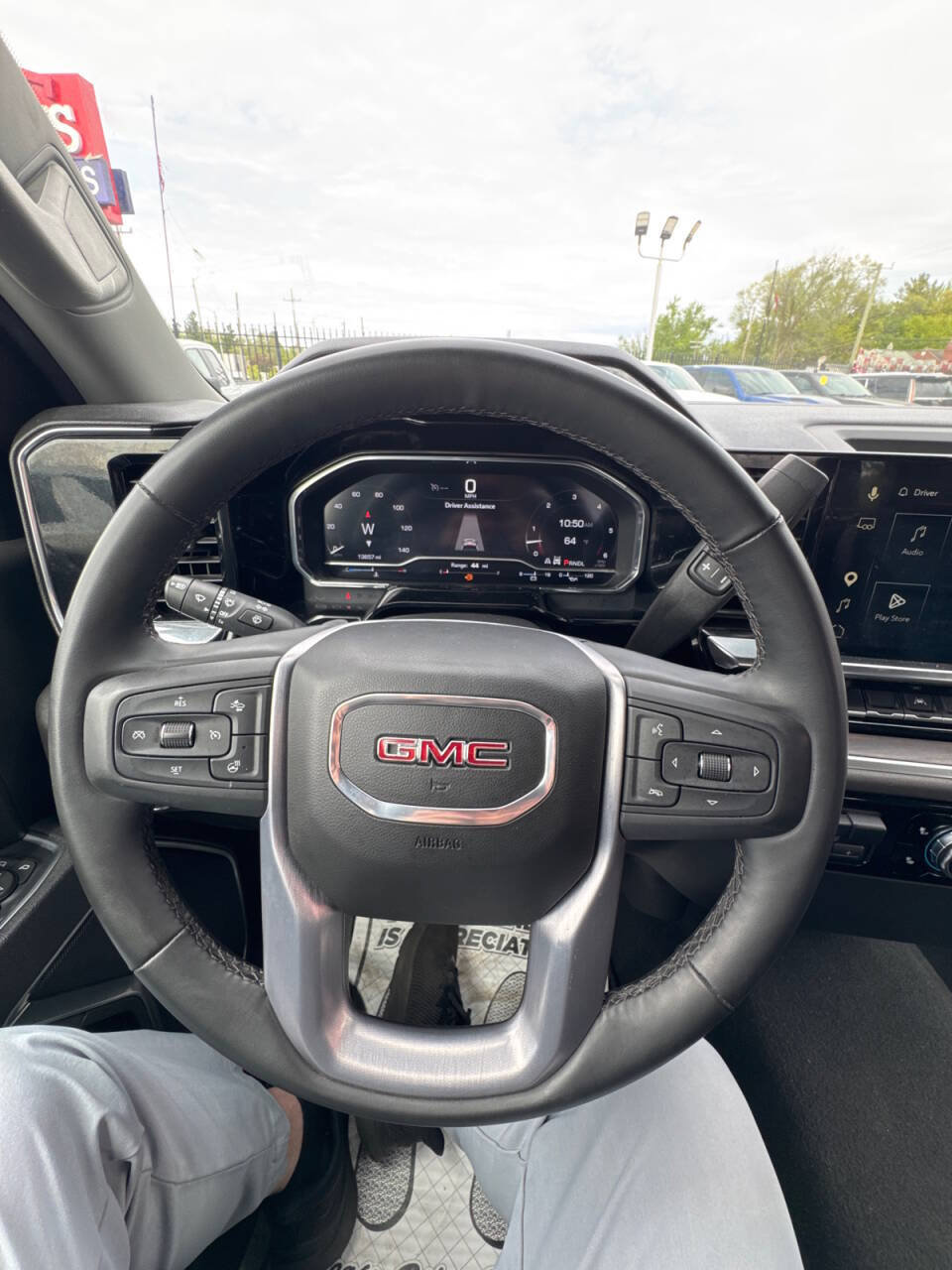Used 2025 GMC Sierra 1500 SLT AWD/4WD image 19