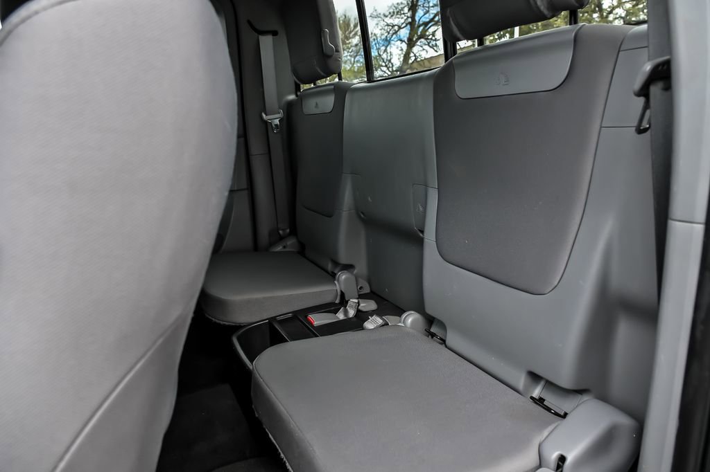 Used 2015 Toyota Tacoma TRD Pro AWD/4WD image 17