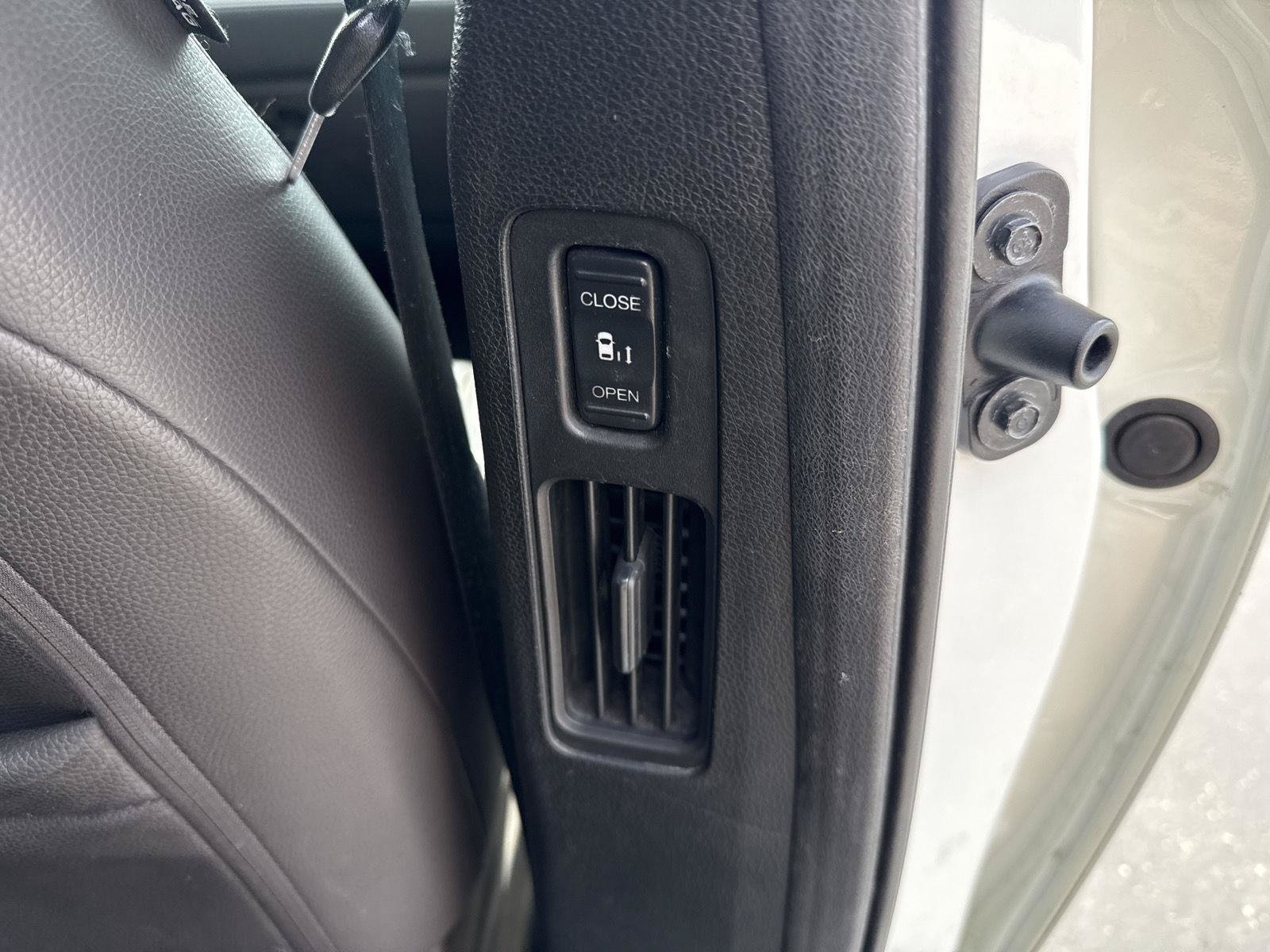 Used 2019 Honda Odyssey EX-L image 21