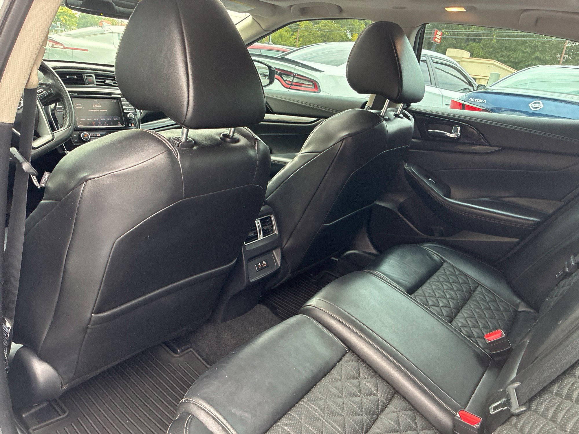 Used 2021 Nissan Maxima Platinum w/ Sport Mat Group FWD image 7