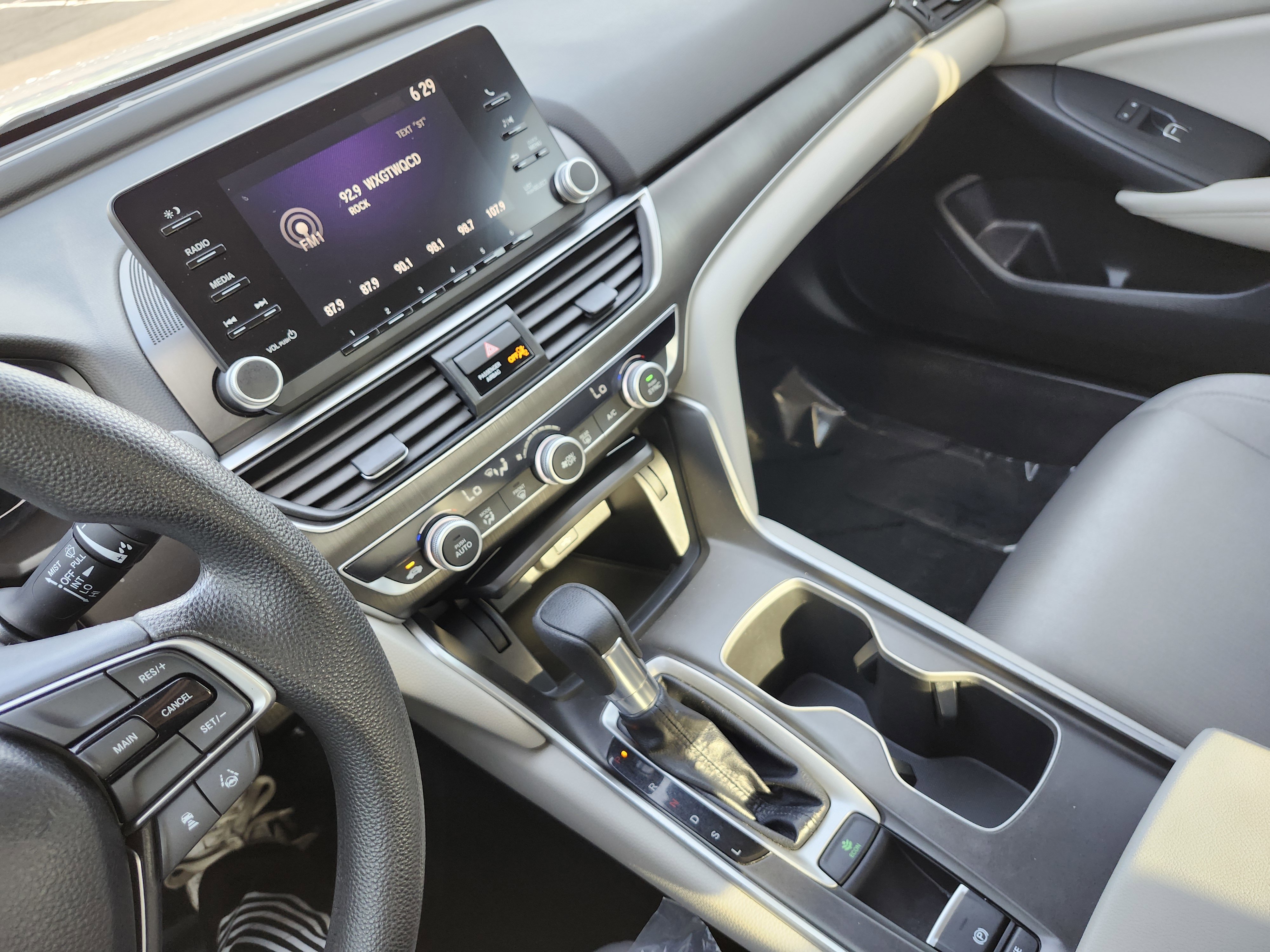 Used 2018 Honda Accord LX image 26