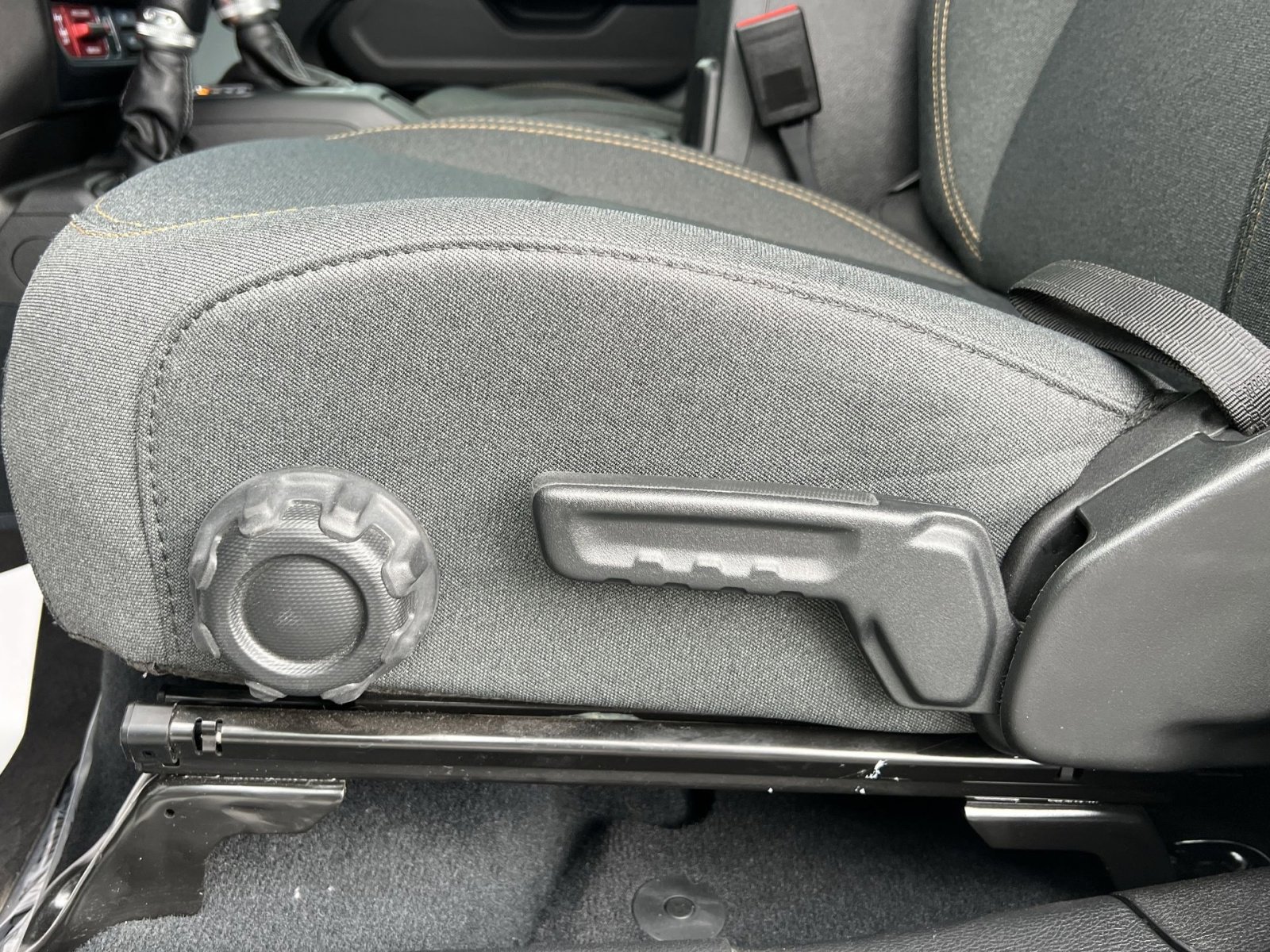 Used 2024 Jeep Wrangler Willys image 19