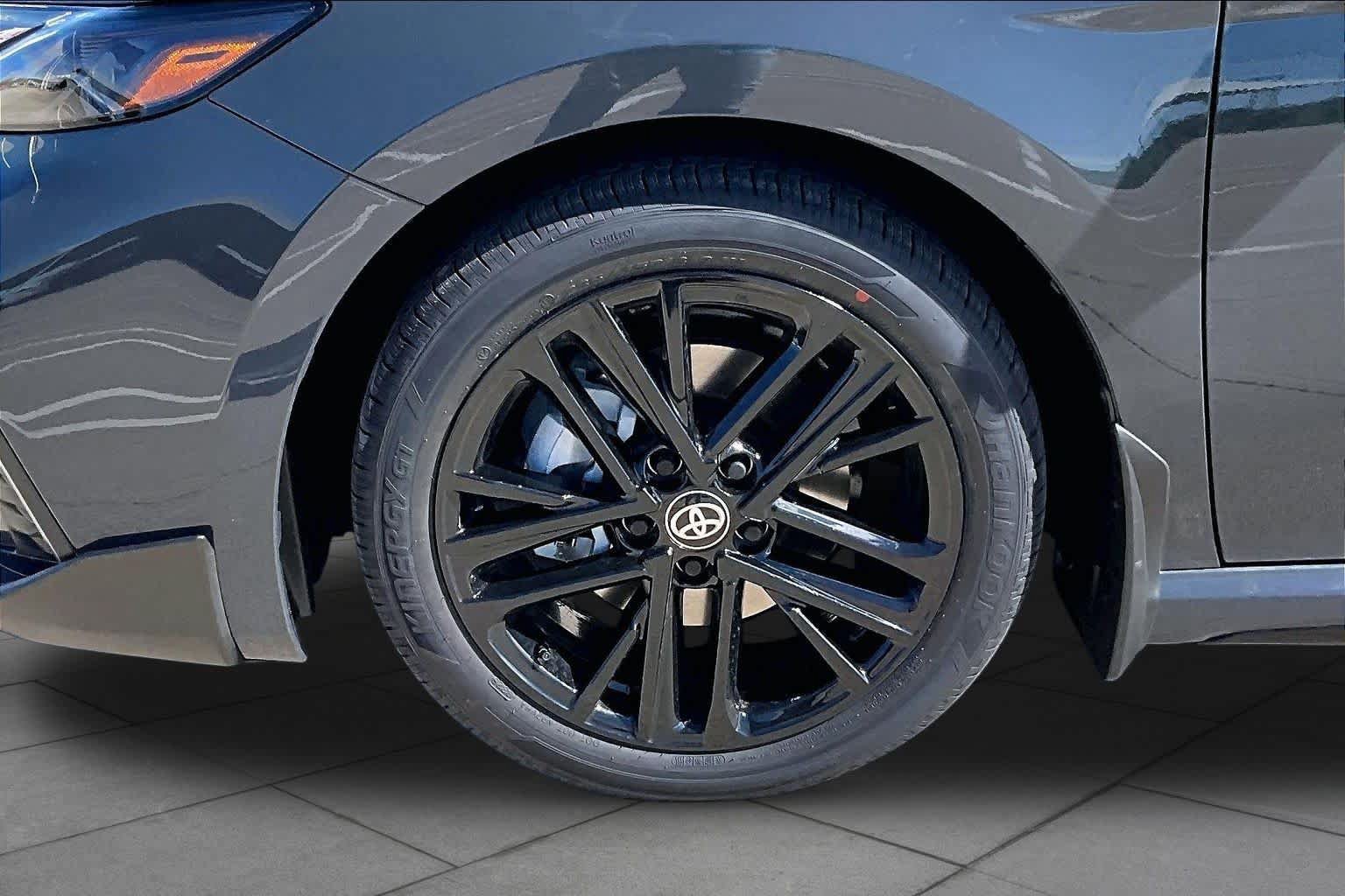 New 2026 Toyota Camry SE w/ Convenience Package FWD image 11