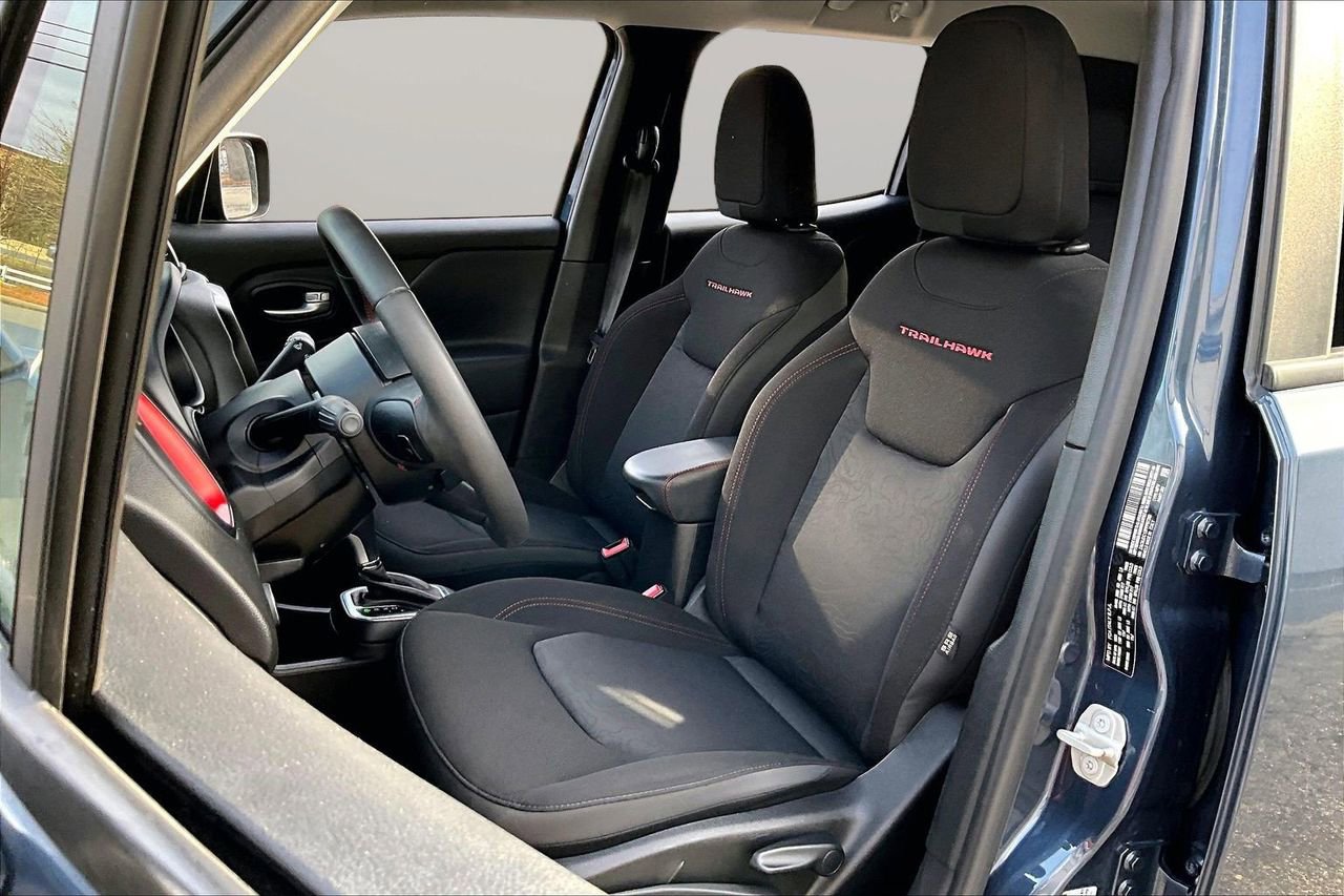 Certified 2023 Jeep Renegade Trailhawk image 21