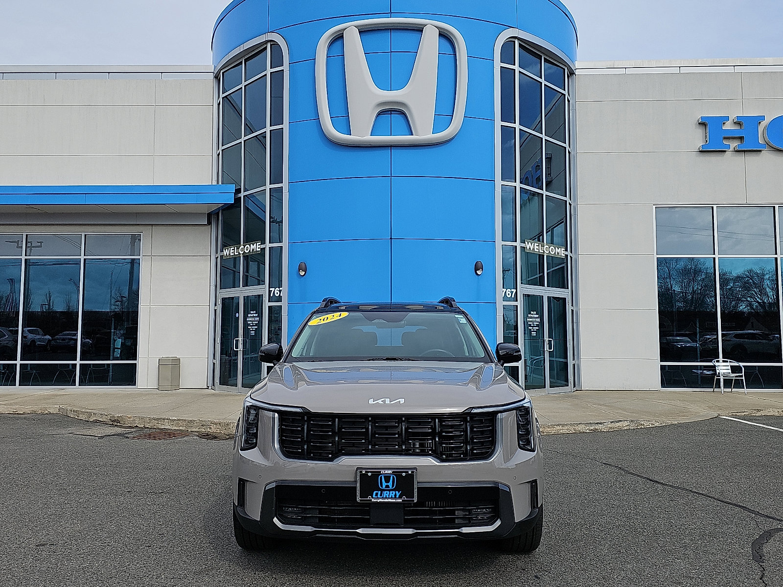 Used 2024 Kia Sorento X-Line EX image 2