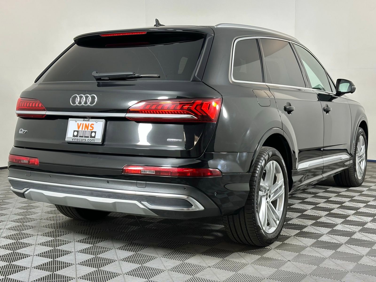 Used 2023 Audi Q7 3.0T Premium Plus image 6