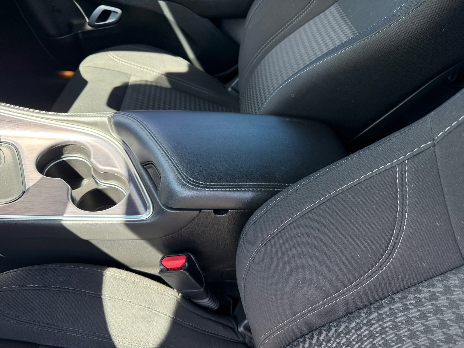 Used 2018 Dodge Challenger SXT w/ Blacktop Package image 14