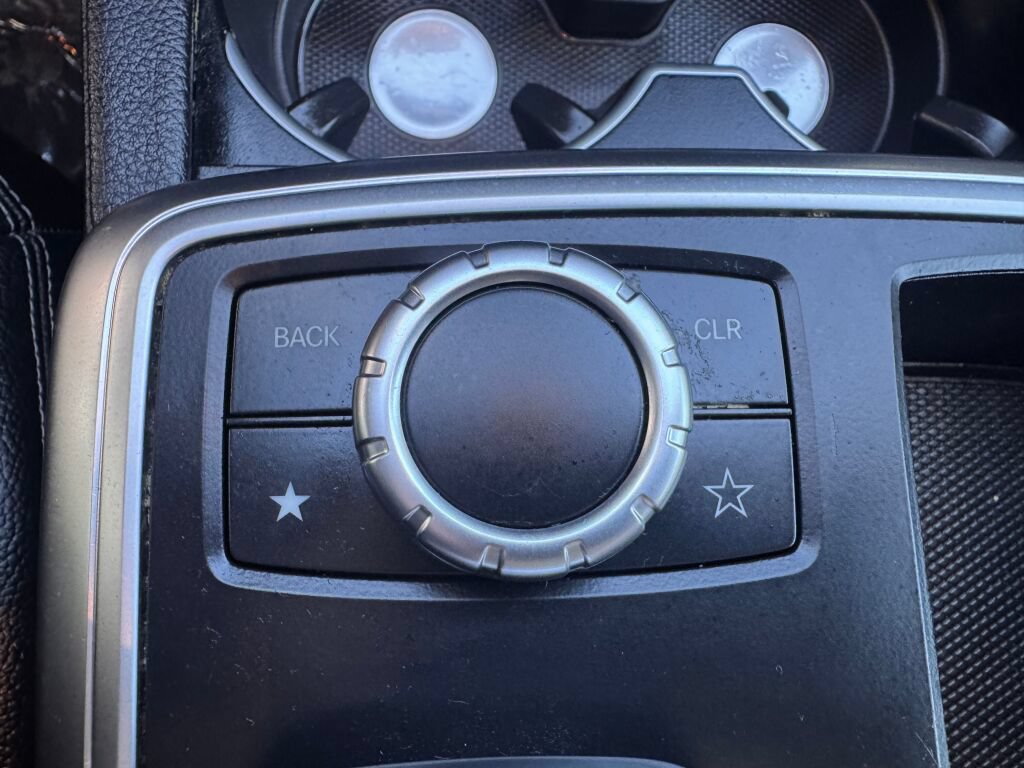 Used 2015 Mercedes-Benz ML 350 4MATIC image 25