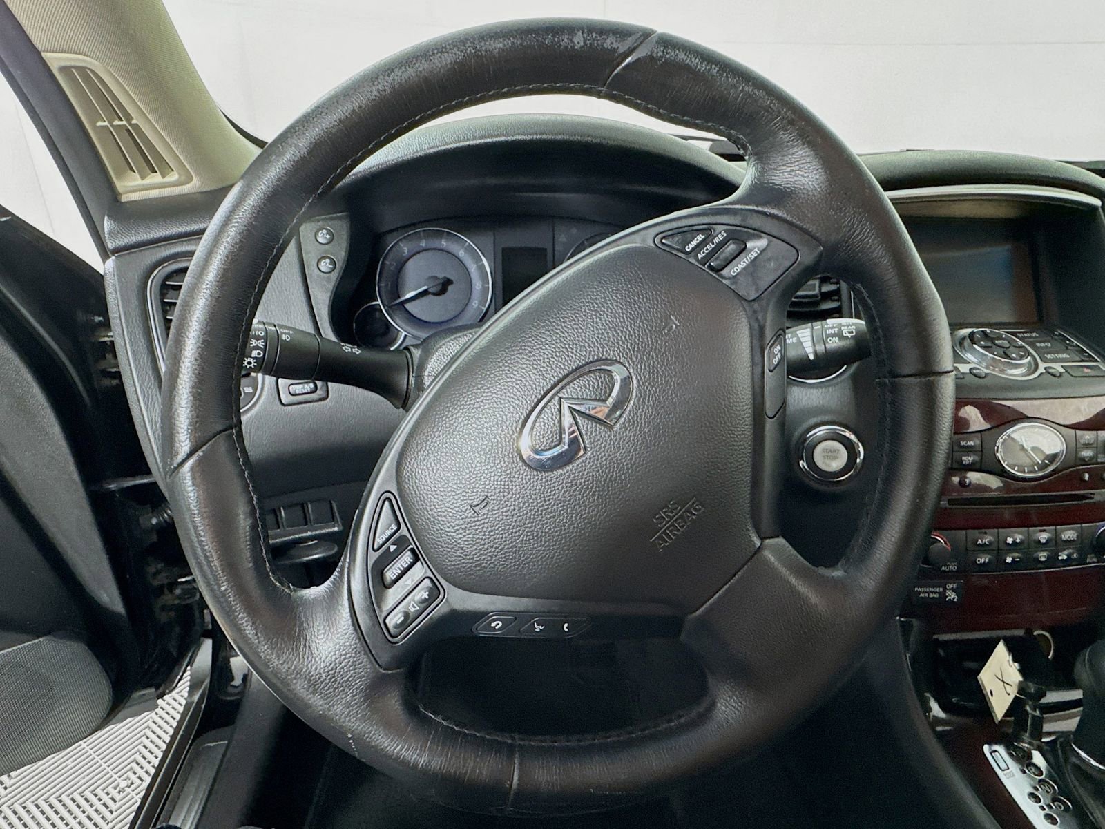 Used 2014 INFINITI QX50 Journey w/ Premium Package RWD image 11