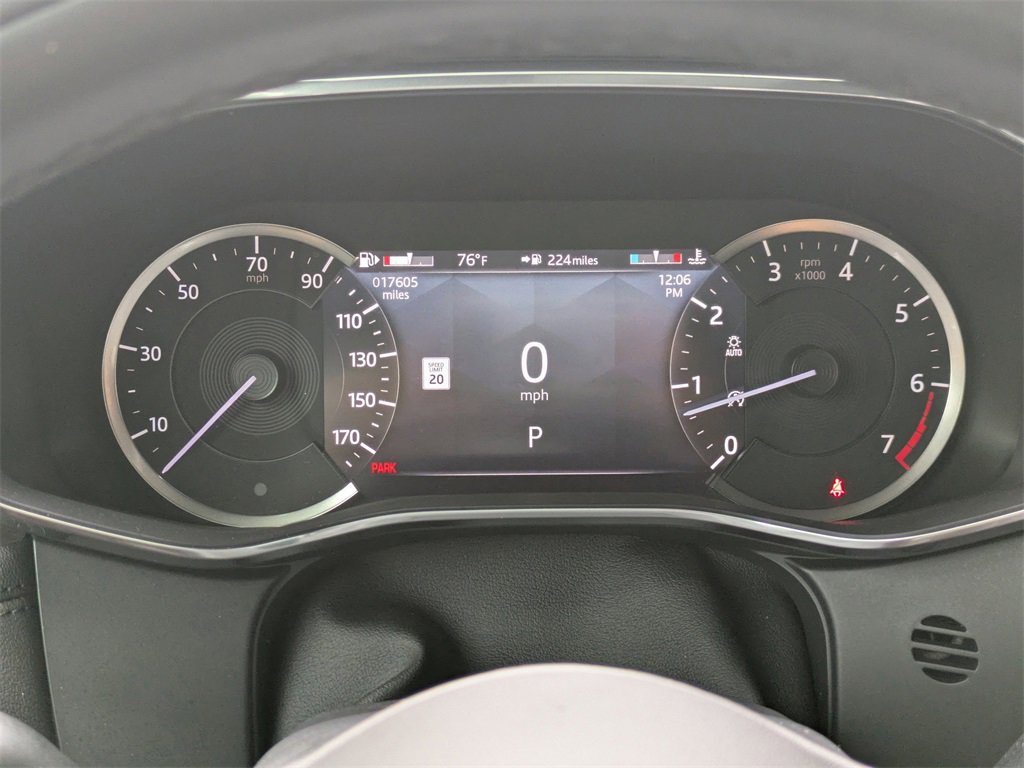 Used 2022 Jaguar F-PACE S image 31