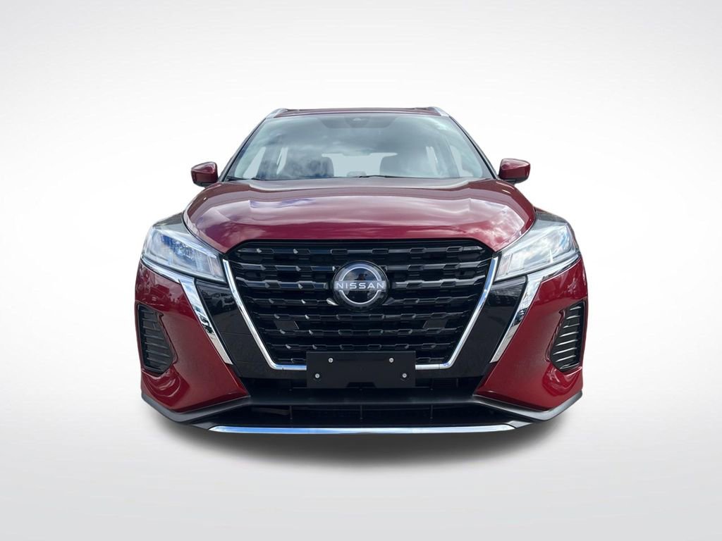 Certified 2024 Nissan Kicks SV image 2