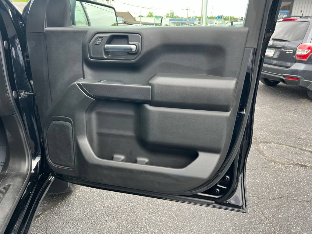 Used 2021 Chevrolet Silverado 1500 Custom Trail Boss w/ LPO, Dark Essentials Package AWD/4WD image 28