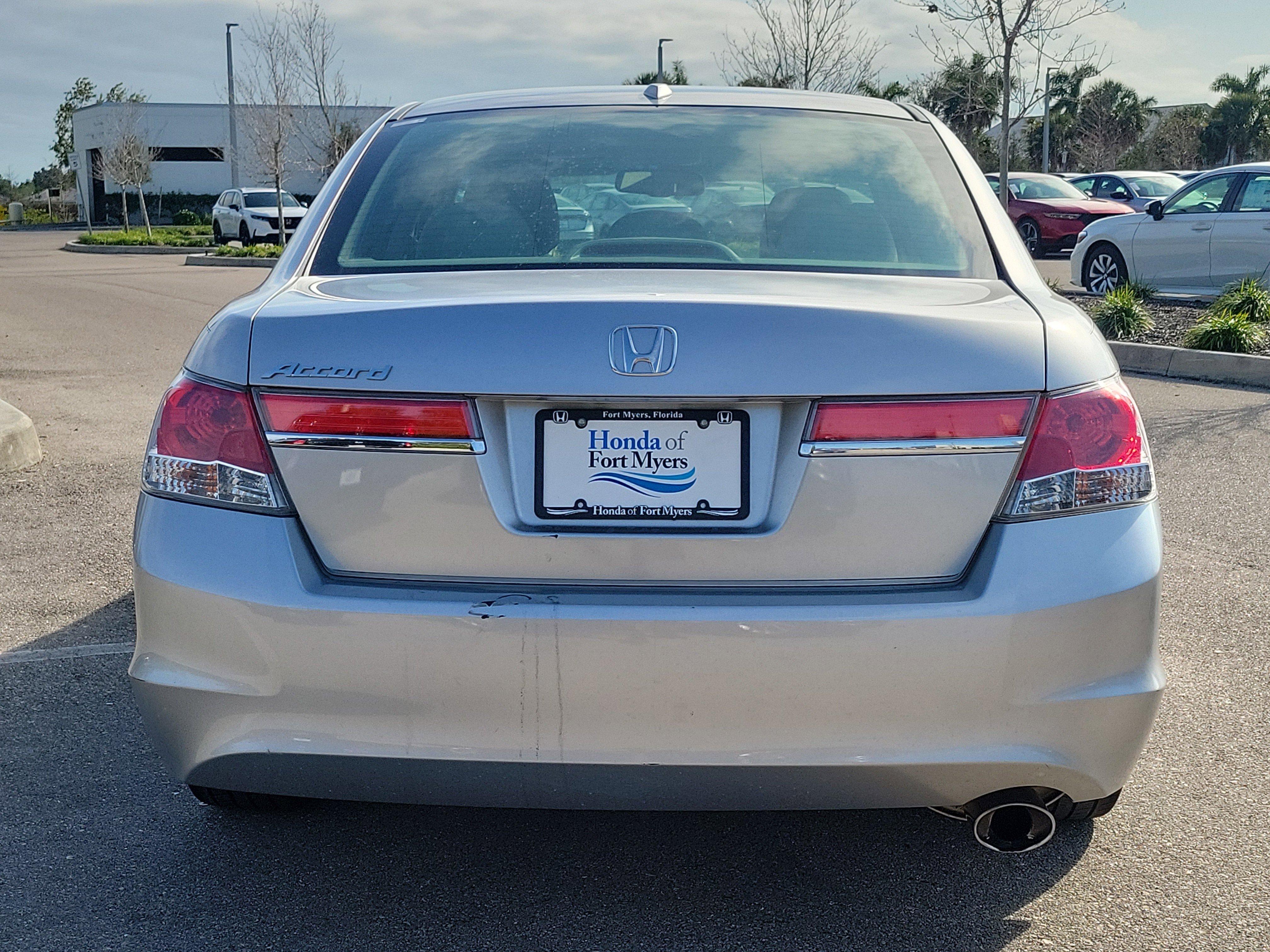 Used 2011 Honda Accord EX-L image 5