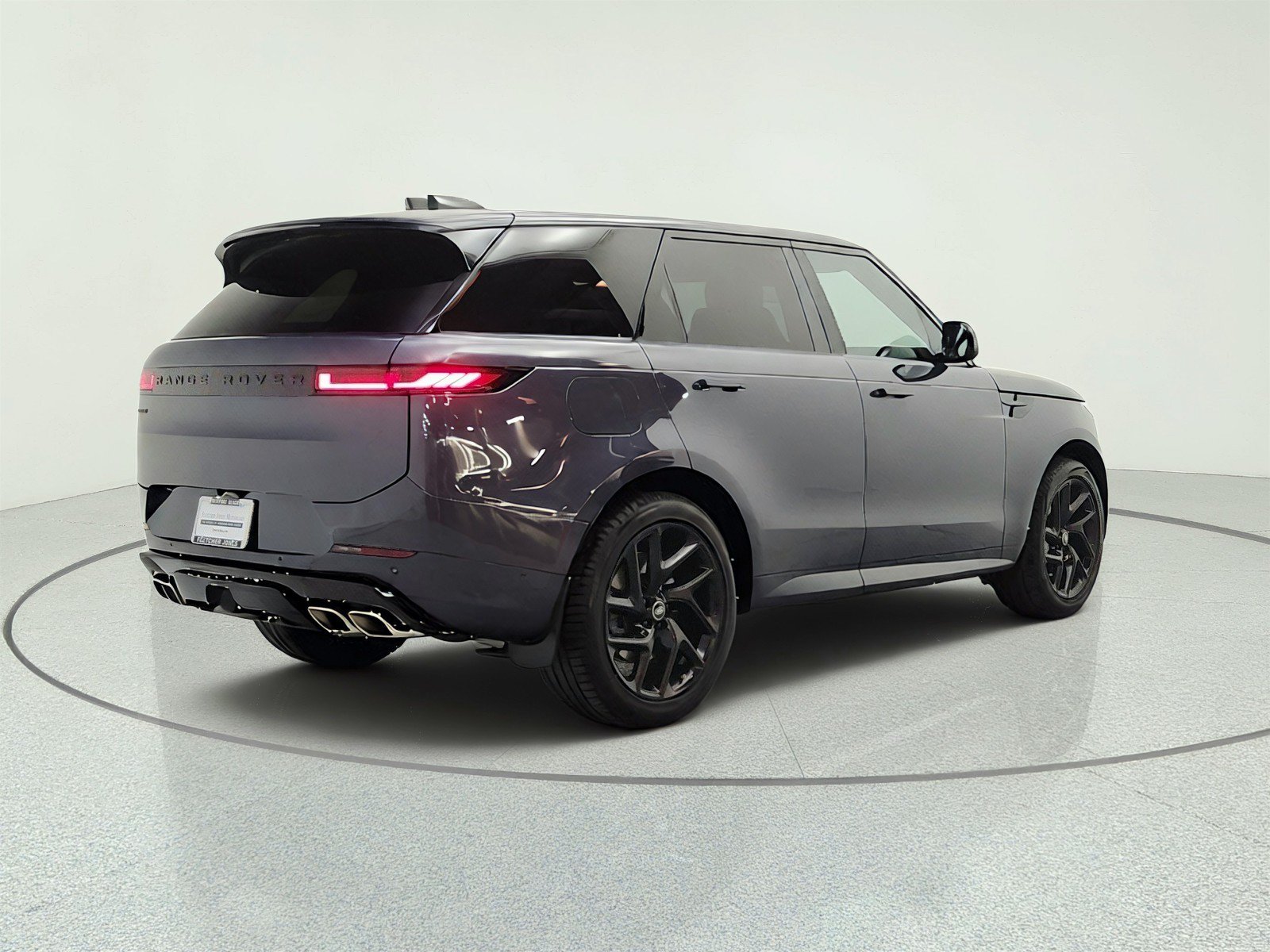 Used 2025 Land Rover Range Rover Sport Dynamic SE AWD/4WD image 5