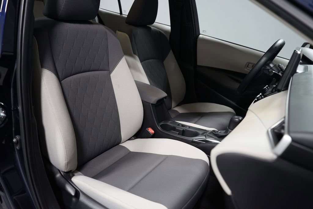 Certified 2025 Toyota Corolla LE image 25