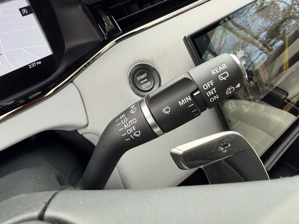 Used 2026 Land Rover Range Rover Evoque S image 30