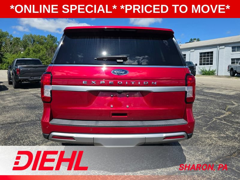 Used 2022 Ford Expedition XLT AWD/4WD image 6