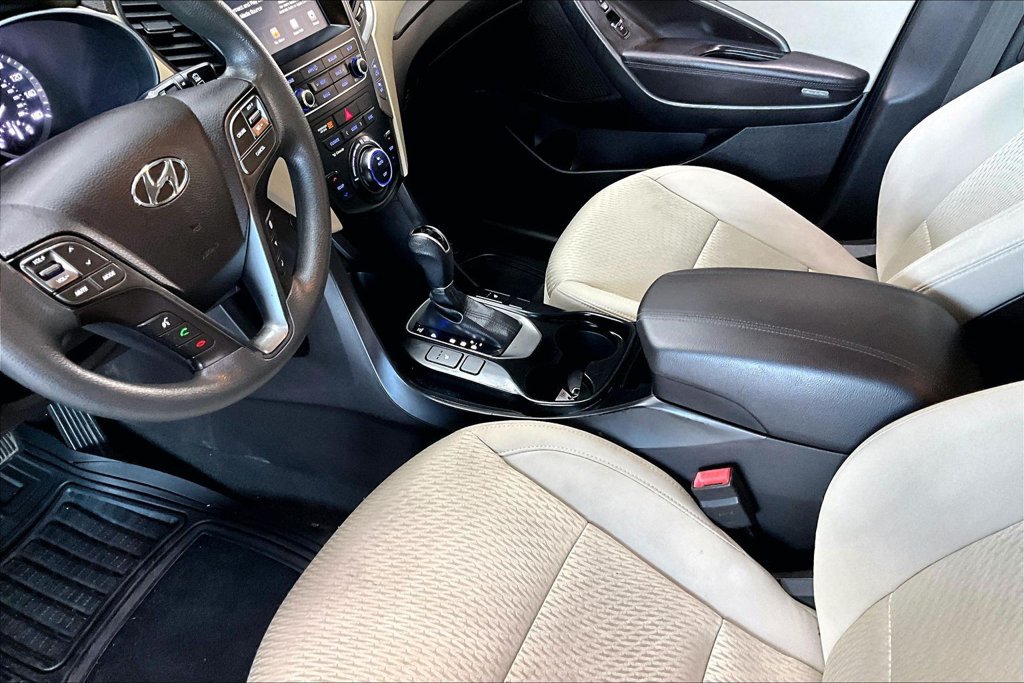 Used 2018 Hyundai Santa Fe Sport w/ 2.4L Value Package 02 FWD image 17
