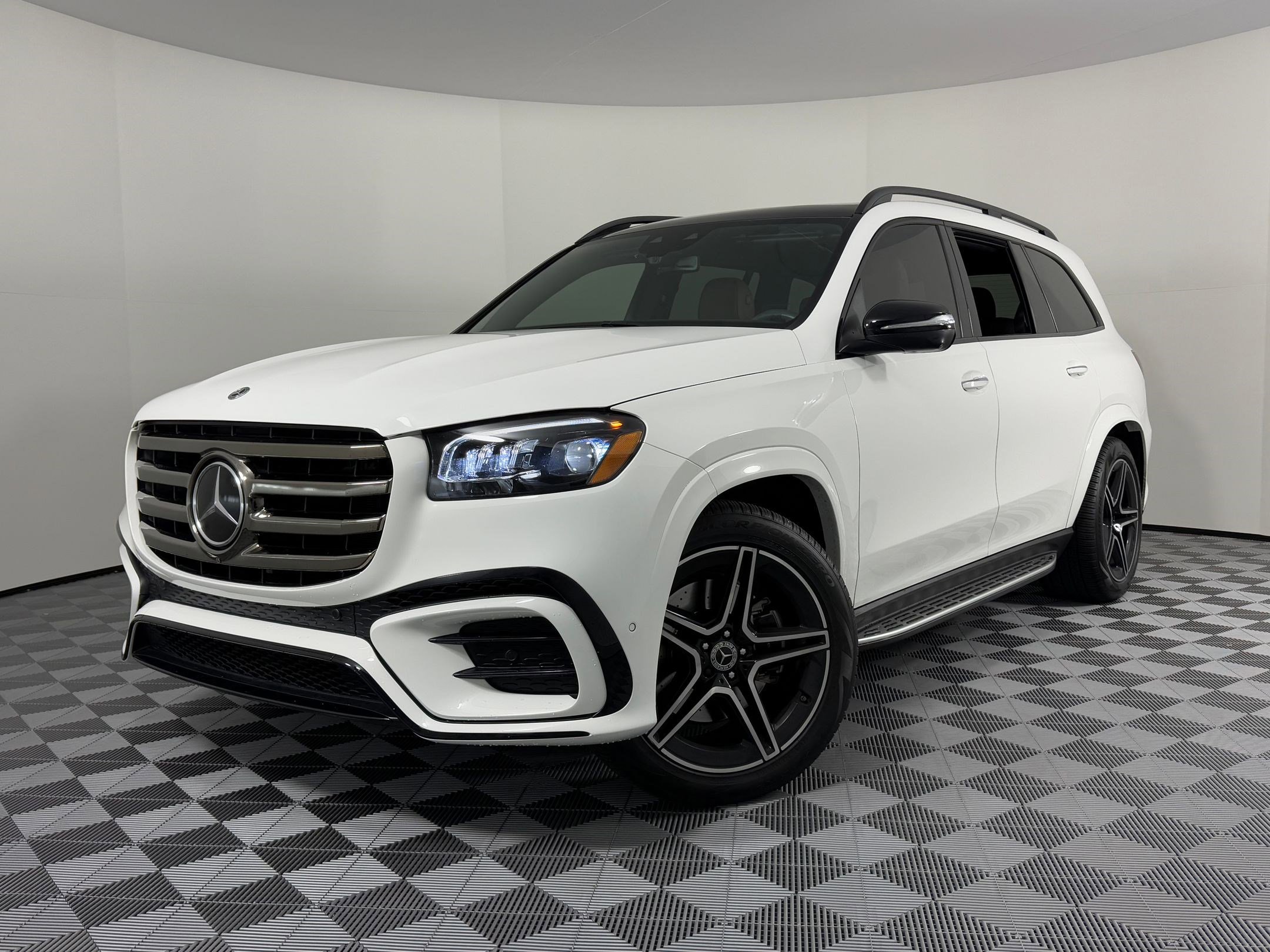 Used 2024 Mercedes-Benz GLS 450 4MATIC