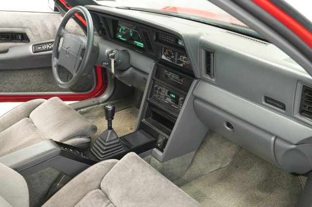 Used 1989 Dodge Daytona Shelby image 78