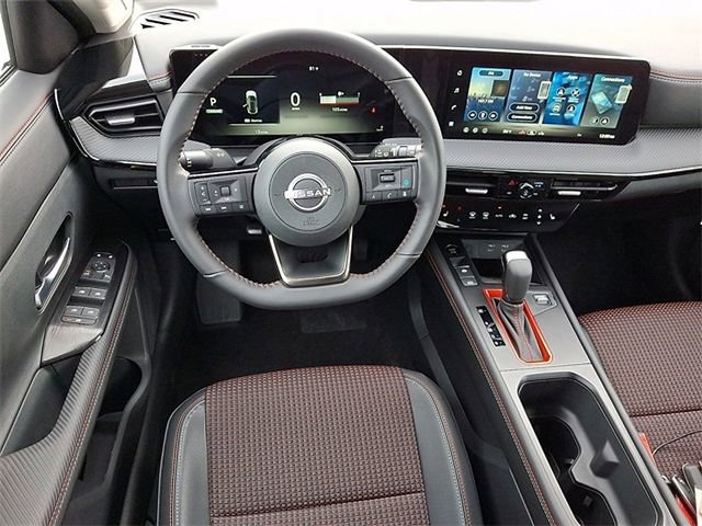 New 2026 Nissan Kicks SR w/ Cold Weather Package AWD/4WD image 32