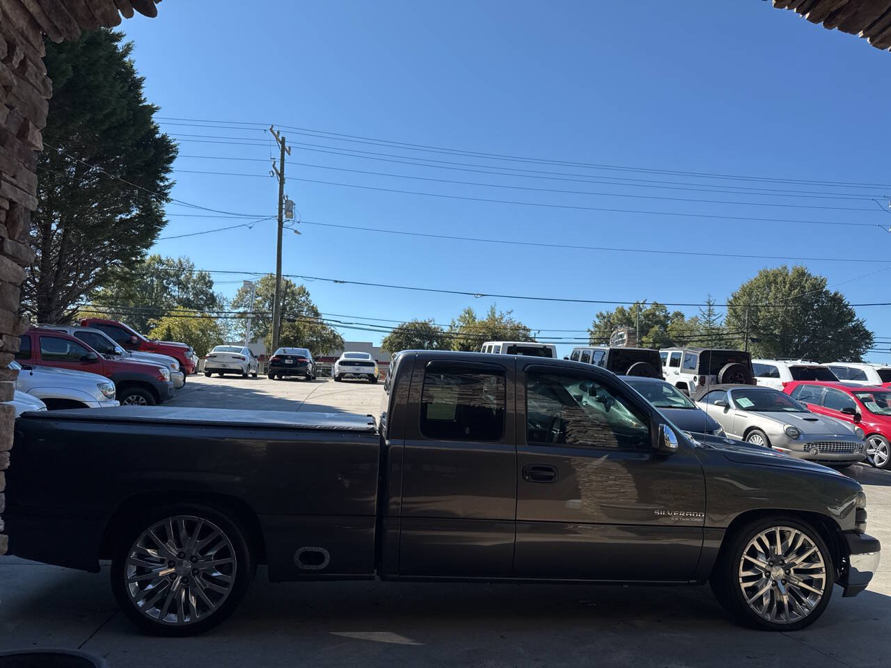 Used 2001 Chevrolet Silverado 1500 LS w/ Off-Road Chassis Pkg AWD/4WD image 9