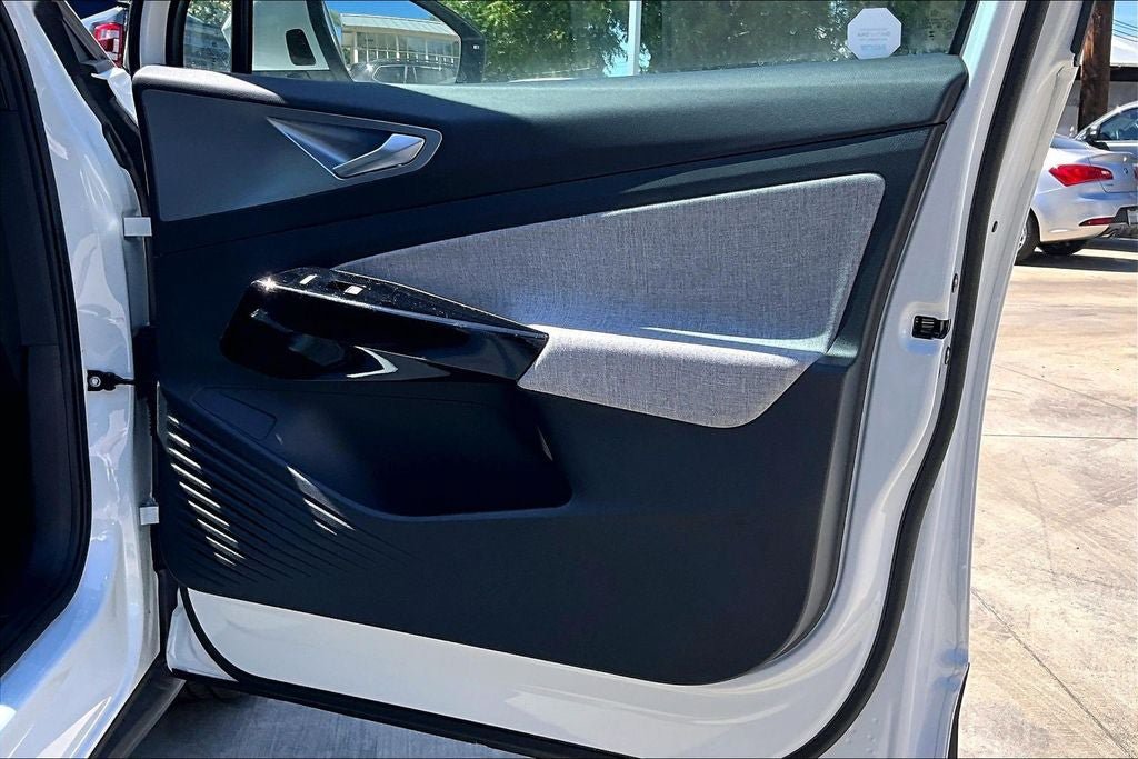 New 2026 Volkswagen ID.4 Pro RWD image 28