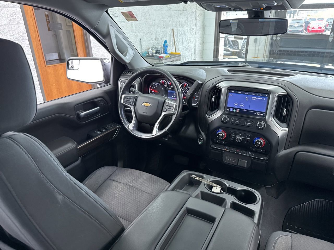 Used 2019 Chevrolet Silverado 1500 LT w/ All-Star Edition image 44