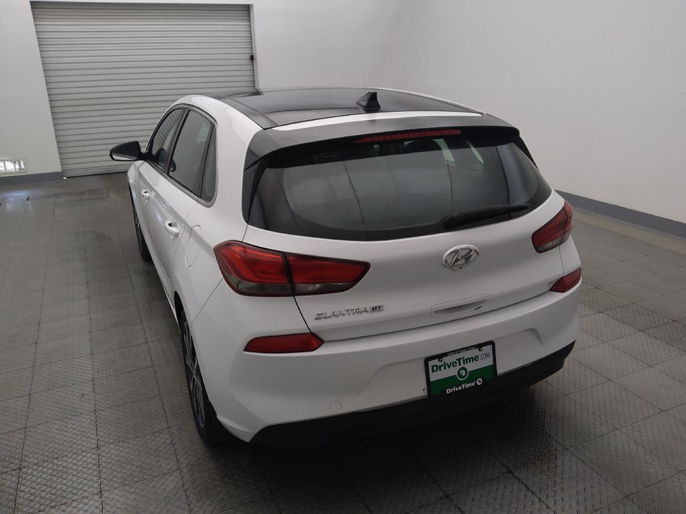 Used 2019 Hyundai Elantra GT w/ Style Package 02 FWD image 6