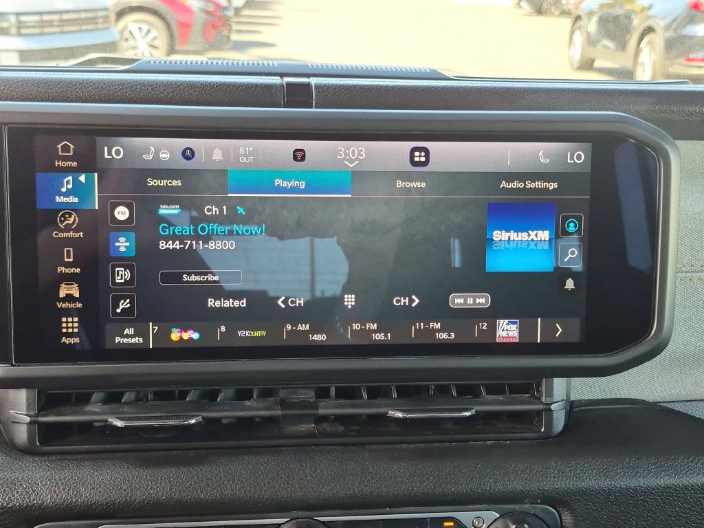 Used 2025 Jeep Wrangler Unlimited Sport AWD/4WD image 19