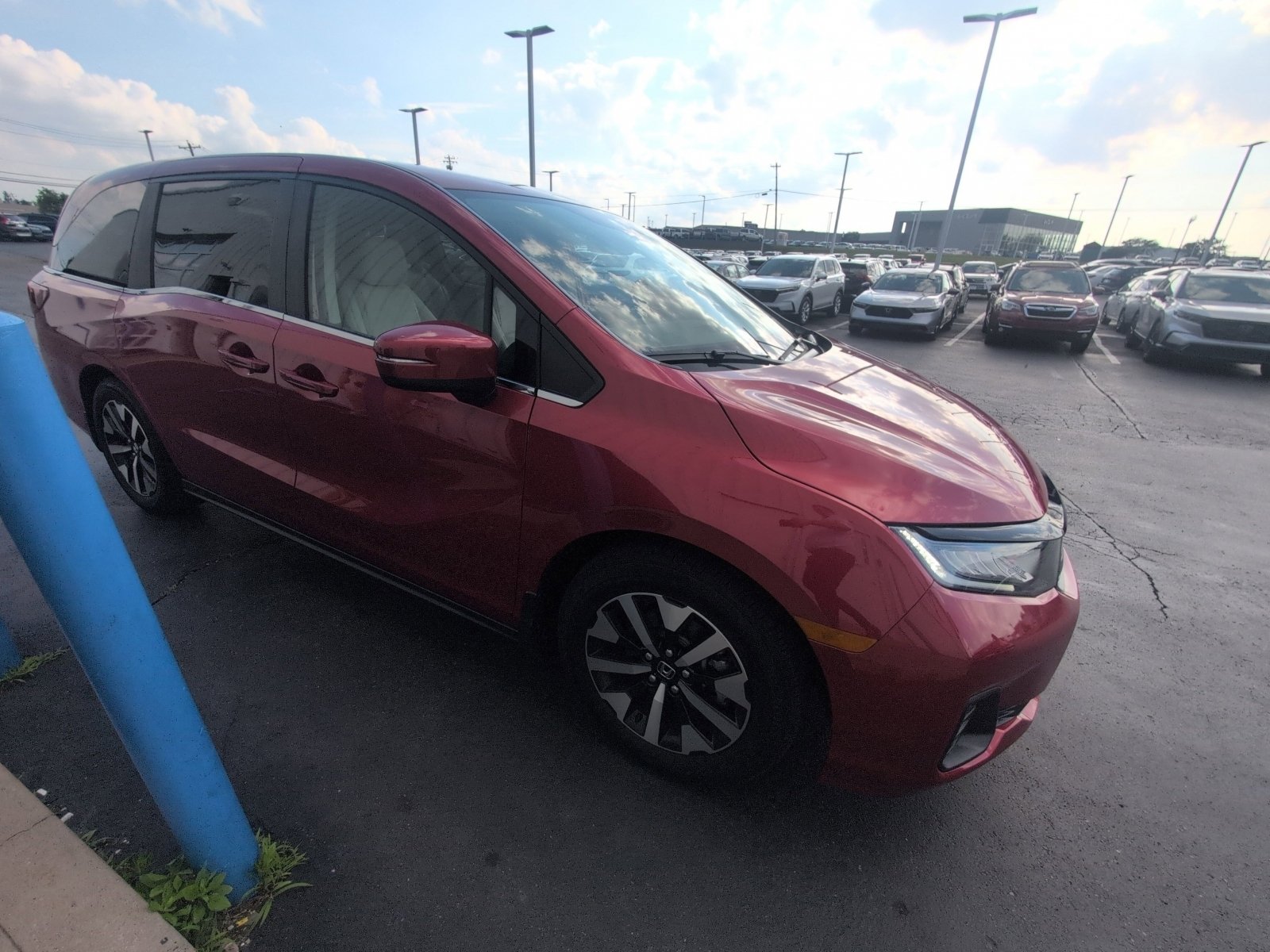 Used 2025 Honda Odyssey EX-L image 17