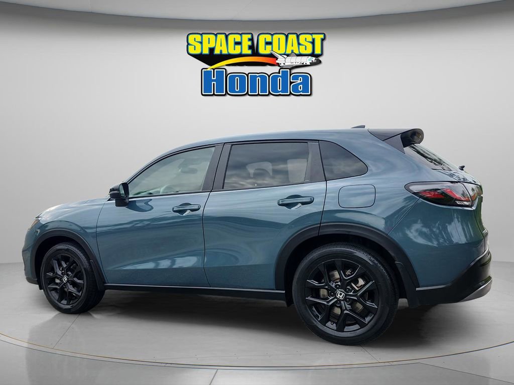 Used 2024 Honda HR-V Sport image 11