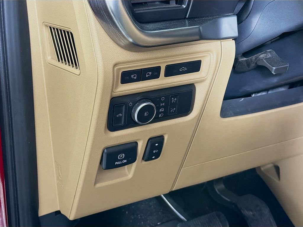 Used 2022 Ford F150 Lariat w/ Max Trailer Tow Package image 12