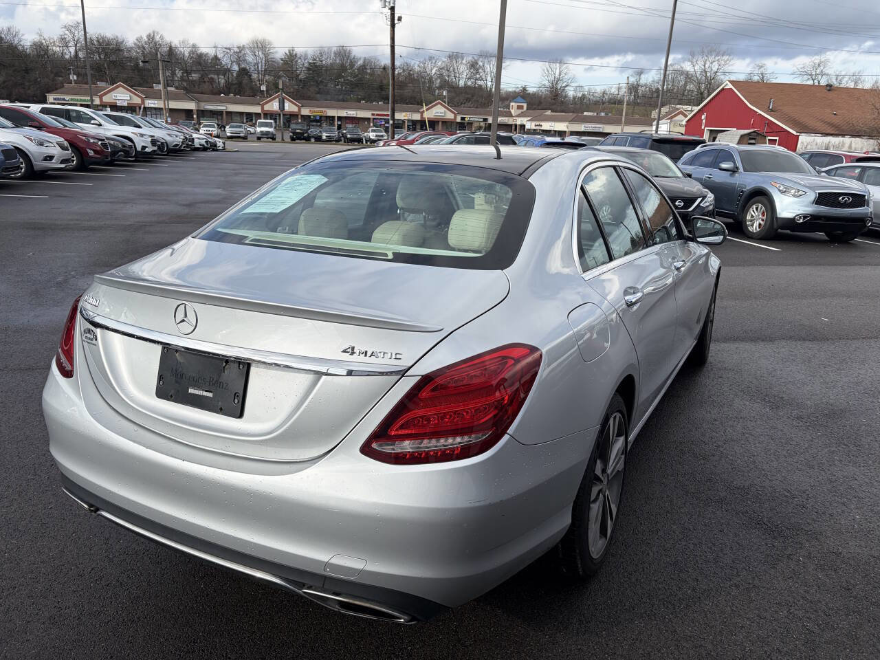 Used 2016 Mercedes-Benz C 300 4MATIC Sedan image 8