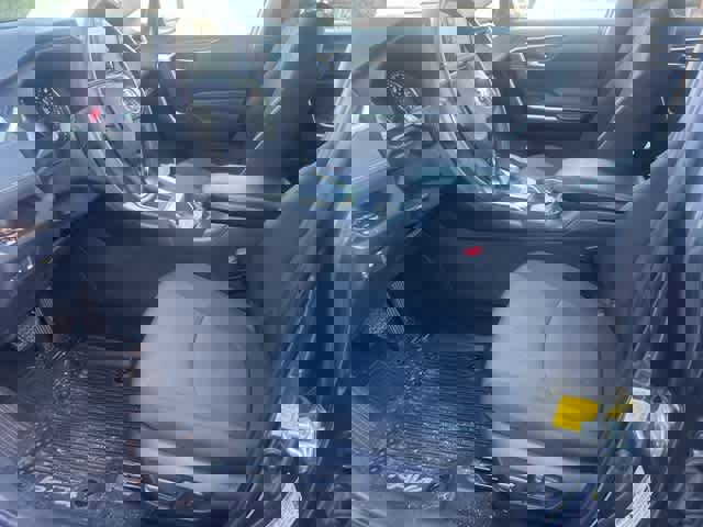 Used 2020 Toyota RAV4 XLE image 6