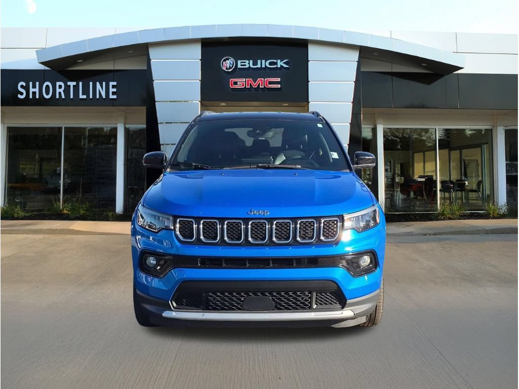 Used 2024 Jeep Compass Limited AWD/4WD image 8