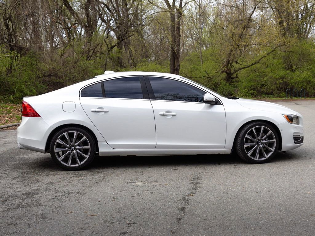 Used 2015 Volvo S60 T6 Platinum FWD image 4