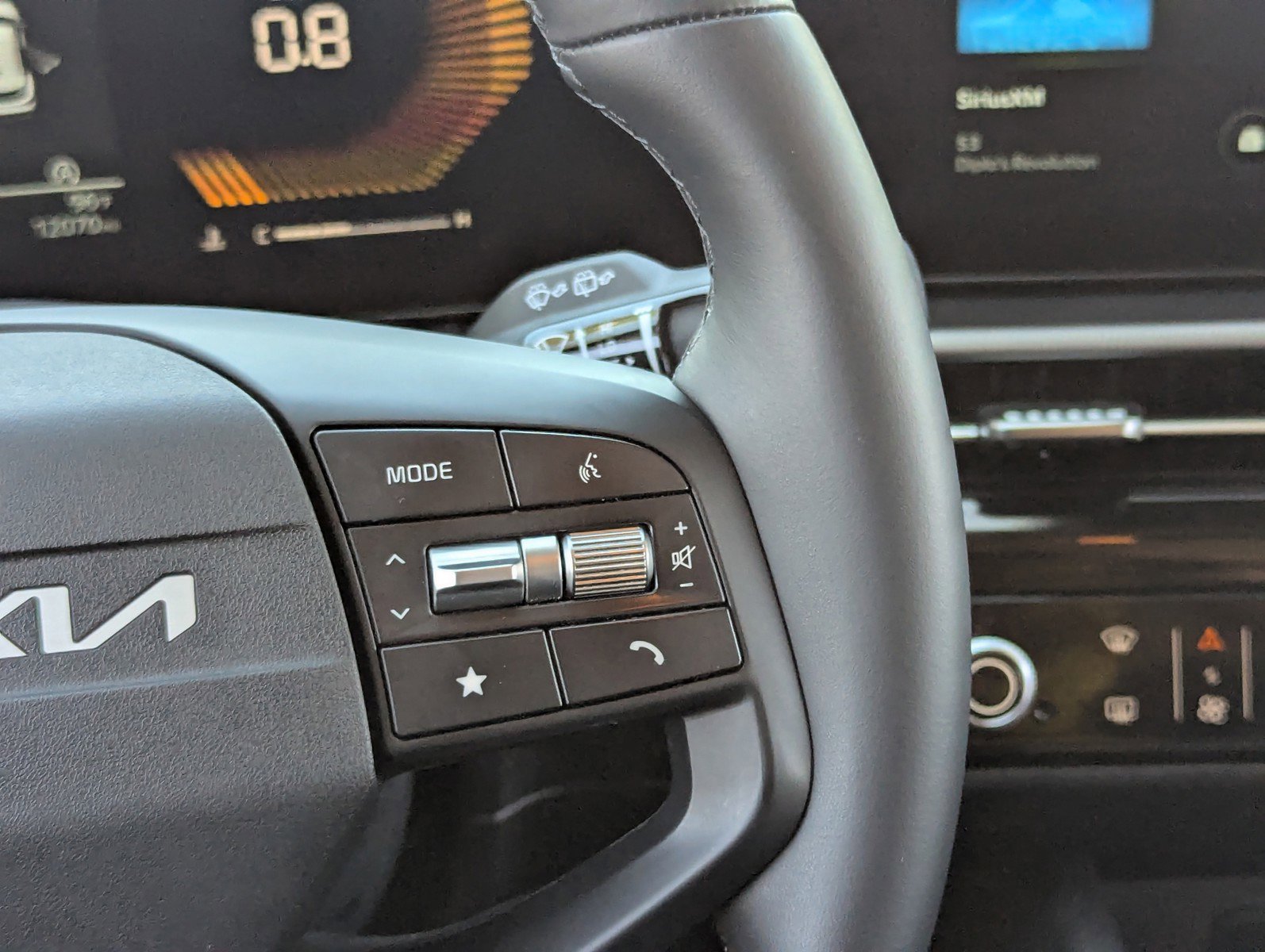 Used 2026 Kia Sportage LX w/ LX Convenience Package image 23