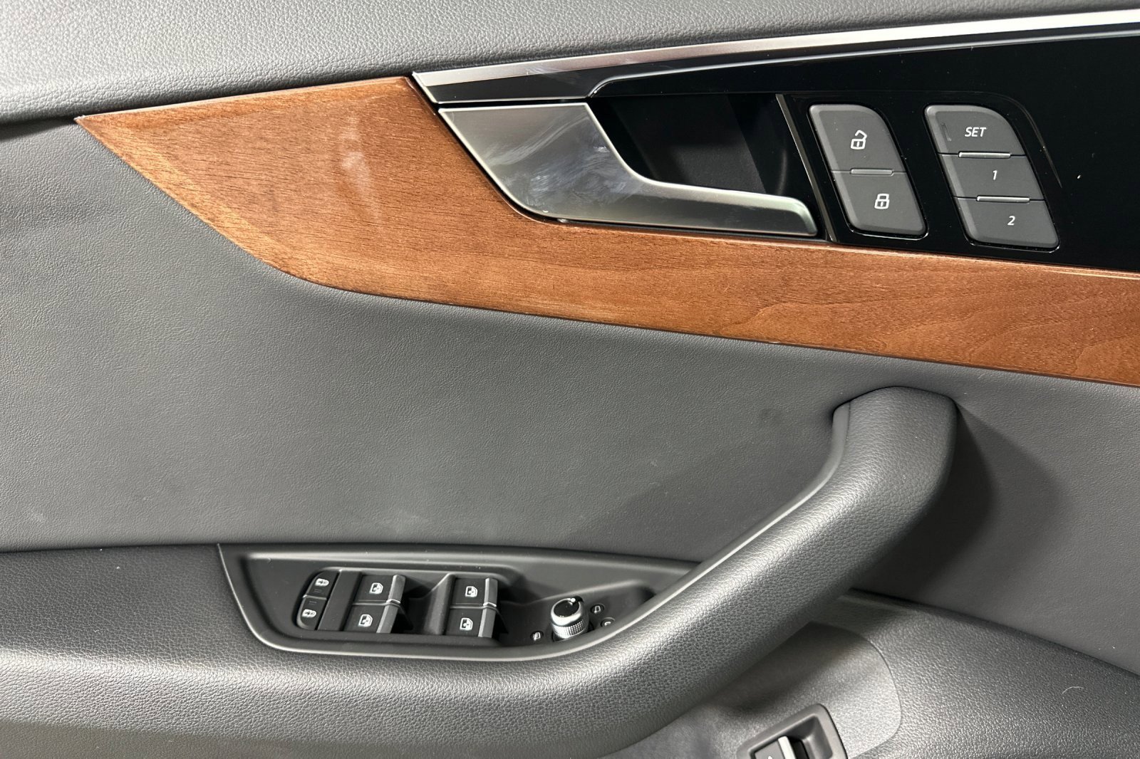 Used 2022 Audi A5 2.0T Premium image 10